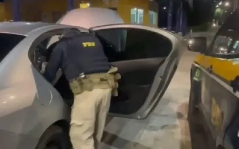 [VÍDEO] Homem é preso com 10 kg de crack após pers