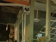 VÍDEO! Bandidos explodem banco em prédio de Prefei