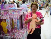 Prefeitura fecha loja e proíbe venda de “bonecas t