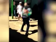 VÍDEO FORTE: Aluno esfaqueia colega durante briga 