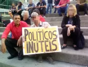 Agressor pediu pena de morte para Bolsonaro e fez 