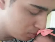 [VÍDEO] Pai de bebê de um ano morta pela mãe desab