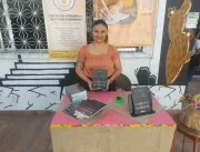 Tamyris Torres, escritora e jornalista, estará presente na FLIPA - Feira Literária de Paracambi, no dias 25 e 26 de agosto