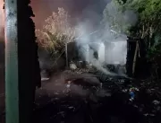 Bombeiros são atacados por coquetéis molotov enqua