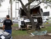 Grave acidente com ônibus deixa ao menos 10 ferido