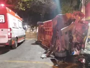Colsião envolvendo ambulância deixa ao menos dois 