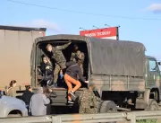 CATÁSTROFE NO RS: Exército auxilia no transporte d