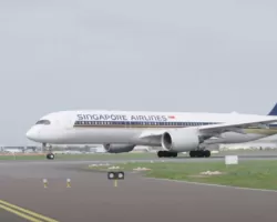 VÍDEO: Boeing 777 tem grande turbulência e deixa m