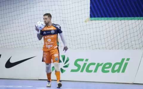 Atlântico Futsal anuncia goleiro Ale Falcone