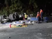Motorista morre após tombamento de carreta em São 