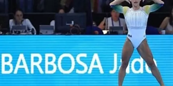  Jade Barbosa conquista ouro na etapa da Turquia d
