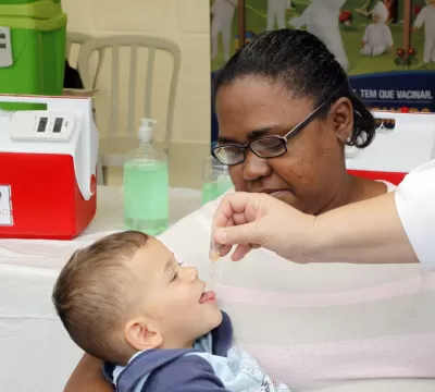 Governo de SP prorroga vacinação contra a paralisi