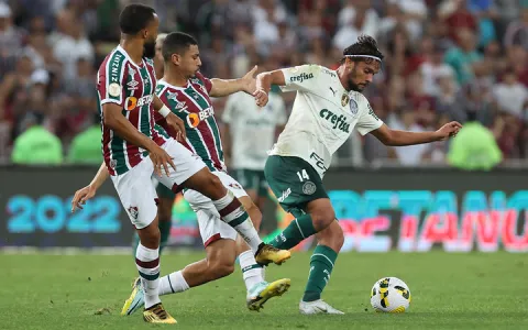 Brasileiro: Palmeiras sai na frente com golaço, ma
