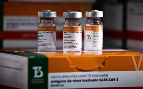 Butantan entrega 1 milhão de doses de CoronaVac pa
