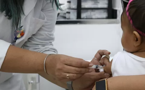 São Paulo vacinará bebês de 6 meses com comorbidad