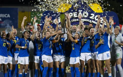 Futebol feminino: Brasil vence Copa América com 10